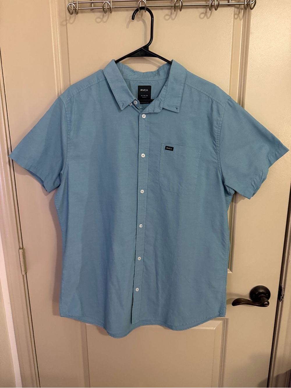 RVCA “That’ll Do” Oxford Blue Short Sleeve Shirt XL